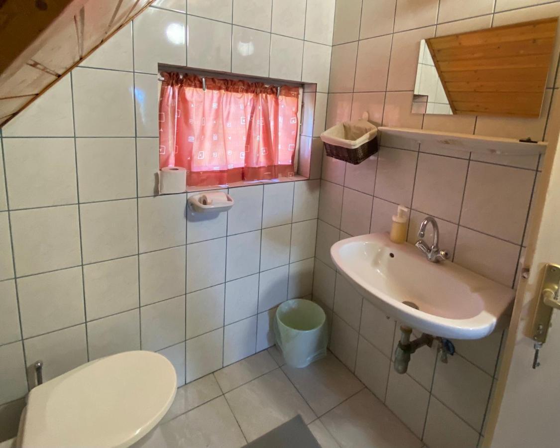 Füge Vendégház Lovas Exterior foto