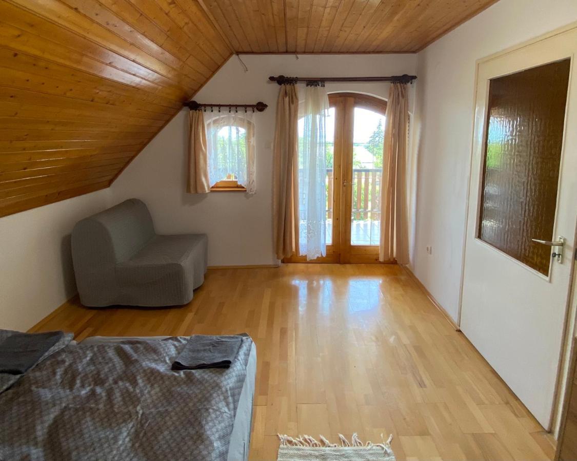 Füge Vendégház Lovas Exterior foto
