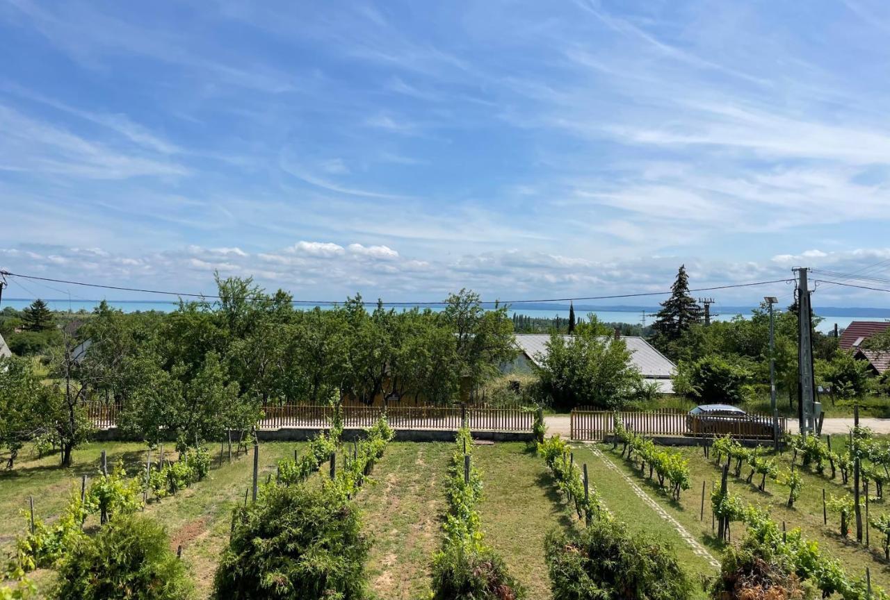 Füge Vendégház Lovas Exterior foto